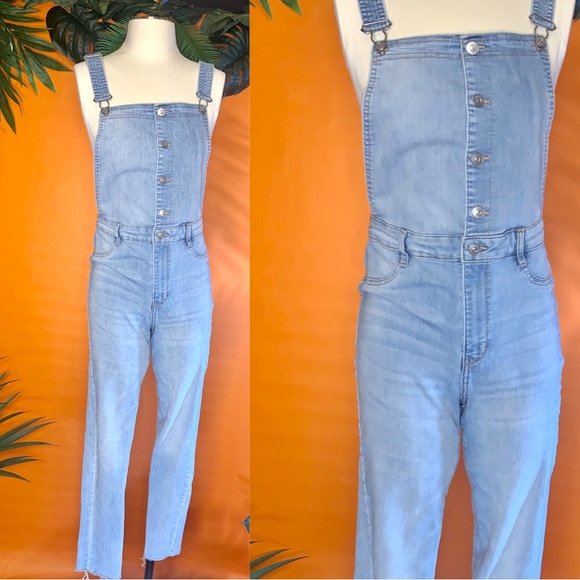 Divided Denim - H&M Divided Light Wash Denim Overalls Raw Hem Button Front Cross Back Skinny 12